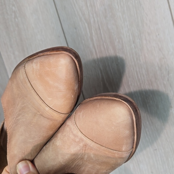 Free People Women Cutout Side Ankle Leather Pointed toe boots shoes sz 37/6 - Picture 5 of 11